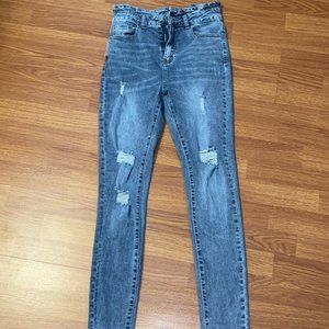 High Waisted Ripped Skinny Jeans (never worn)